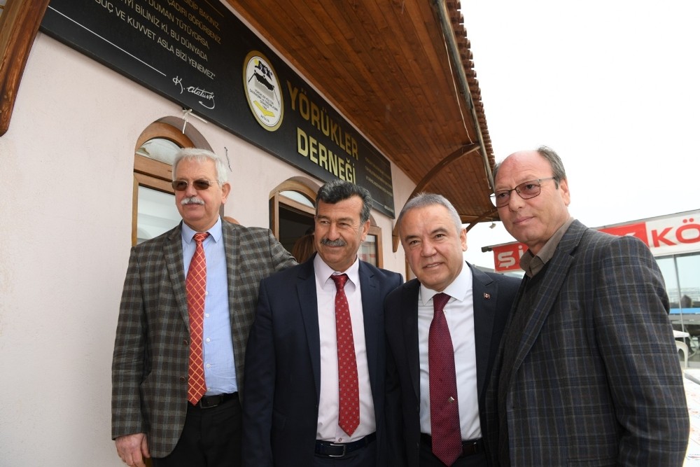 Başkan adayı Böcek, ‘Tarhana Çorbası’ buluşmasına katıldı 