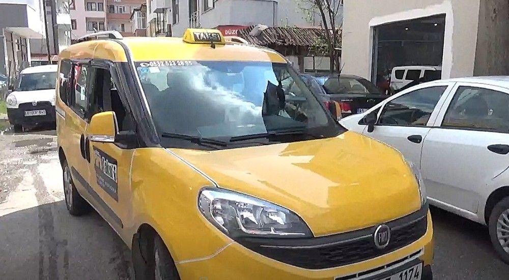 Başkan adayı Erdoğan Bıyık taksici oldu