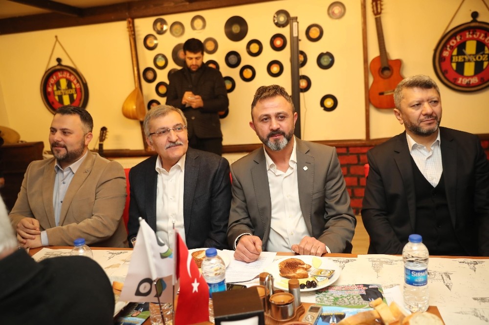 Başkan Adayı Murat Aydın Giresunlular Derneğinin düzenlediği kahvaltıya katıldı 