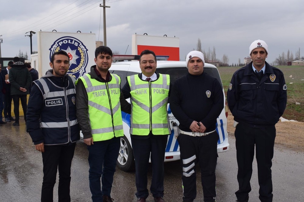 Başkan adayı trafik denetimine çıktı 