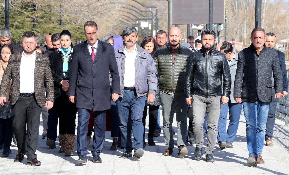 Başkan adayı Türemiş, rap kliple ilgi gördü 