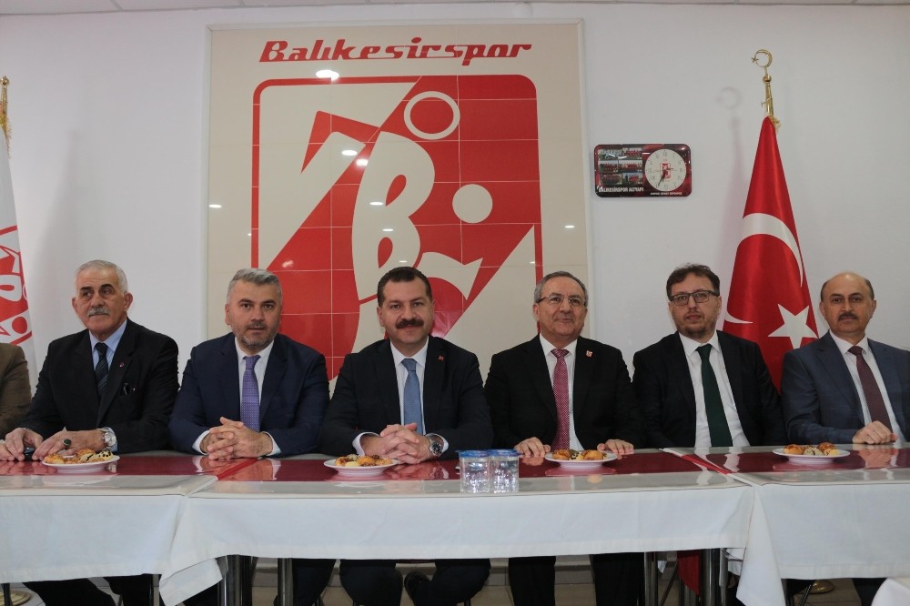 Başkan adayından Balıkesirspor’a ziyaret 