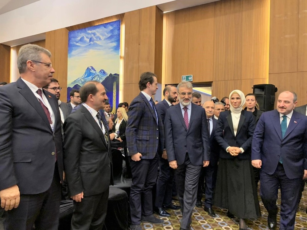 Başkan Akay, “Arge’de hedefimiz yarlı pancar tohumudur