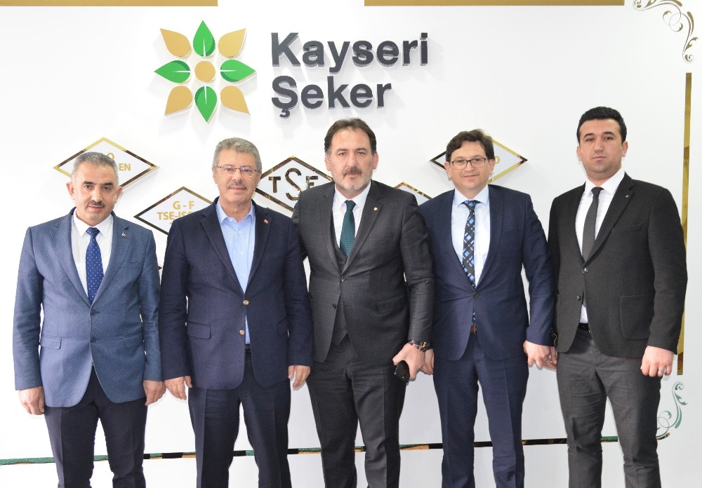 Başkan Akay’a anlamlı ödül 
