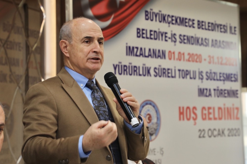 Başkan Akgün: “İnşallah imkanlar artar ve sizleri daha çok mutlu ederiz” 