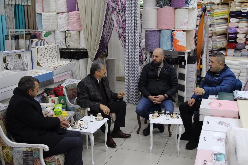 Başkan Akın esnafların taleplerini dinledi 