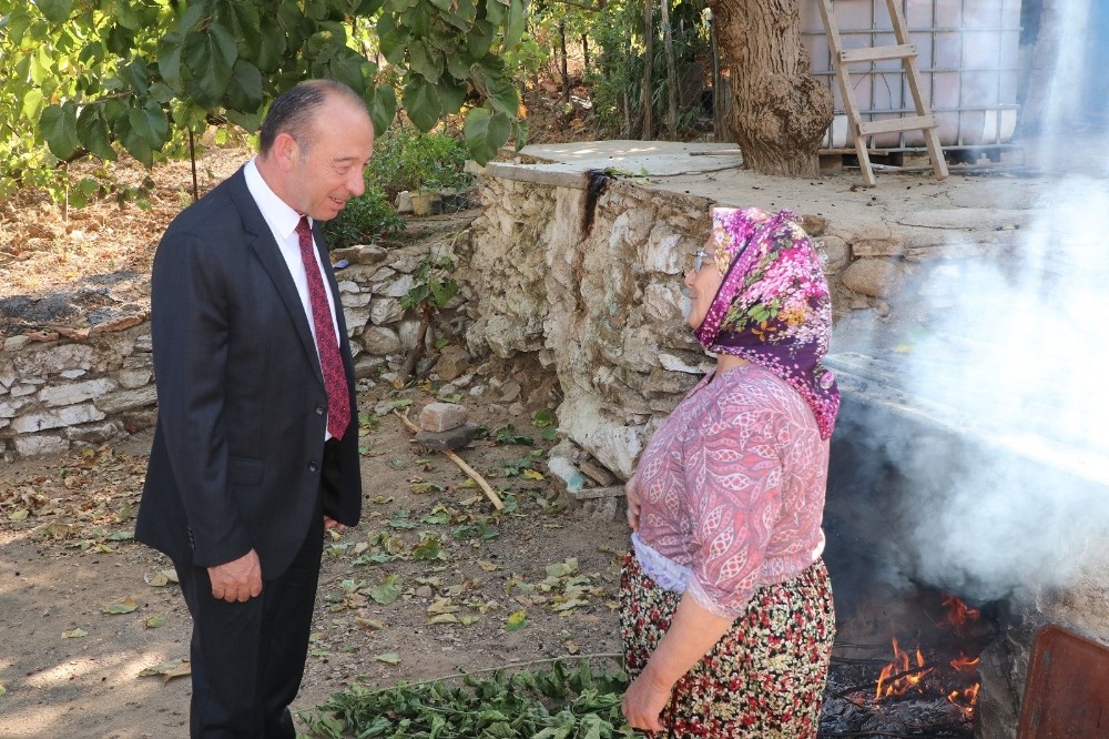 Başkan Akın mahalle ziyaretlerine devam ediyor 