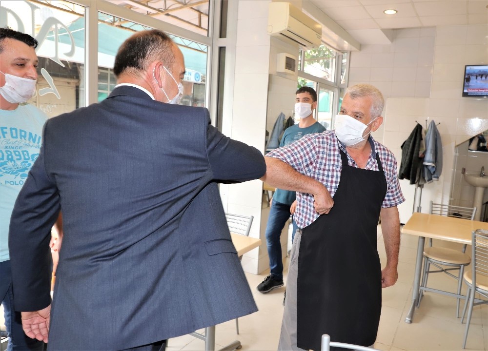 Başkan Akın normalleşme sürecinde esnafı ziyaret etti 
