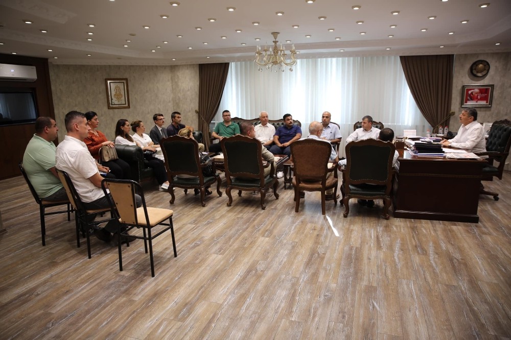 Başkan Akın’dan personel ile toplantı 