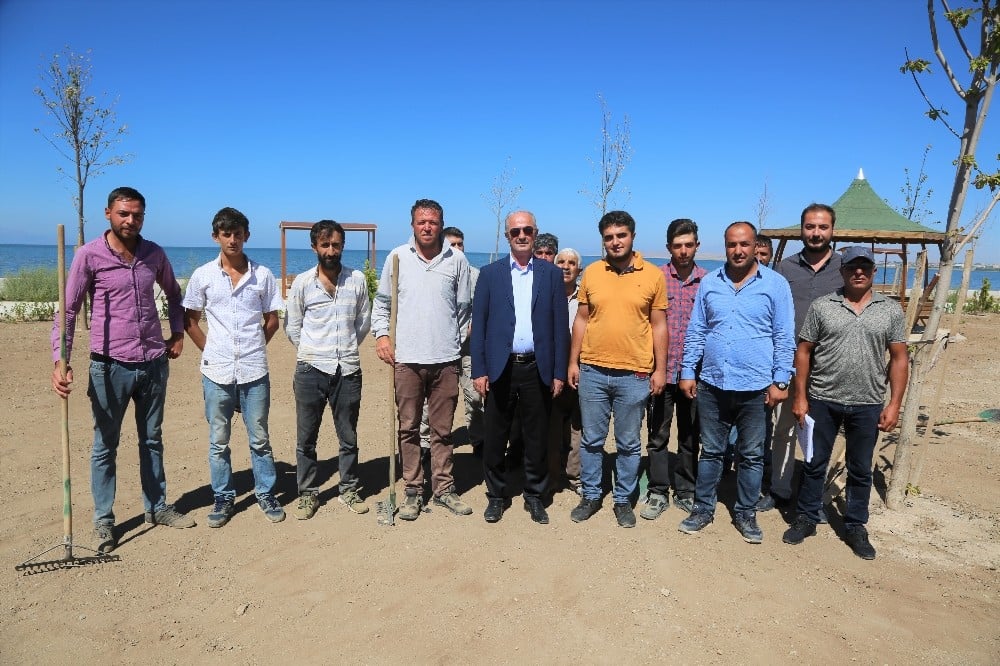 Başkan Akman, mega projeyi inceledi 
