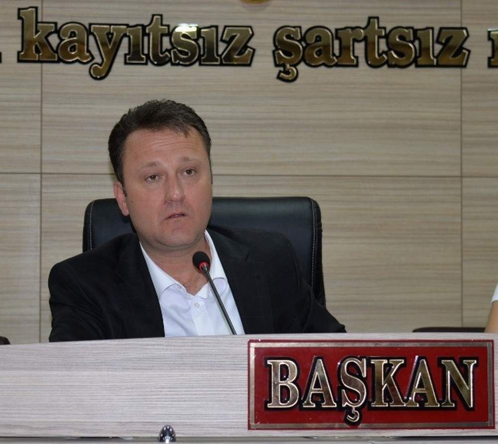 Başkan Aksoy, belediye şirketine müdür oldu, 10 bin TL maaş bağlandı 