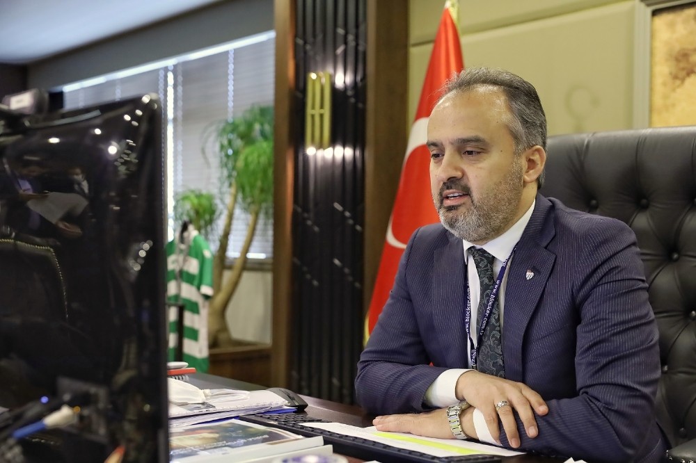 Başkan Aktaş, video-konferans ile koltuğunu öğrenciye devretti 