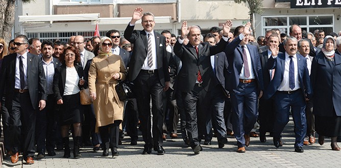 Başkan Altepe gönülleri fethetti