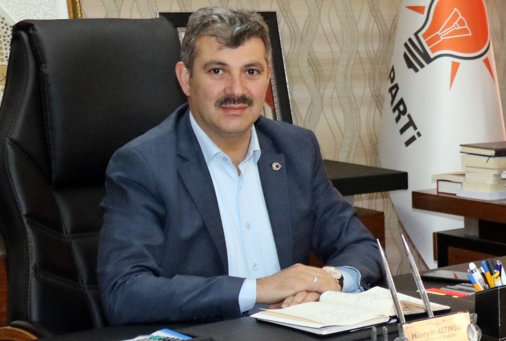Başkan Altınsoy: “Gençlerimize 100 bin lira hibe desteği hayırlı olsun” 