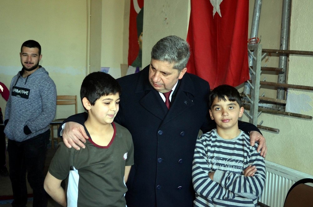 Başkan Altun’dan şampiyonlara ziyaret 