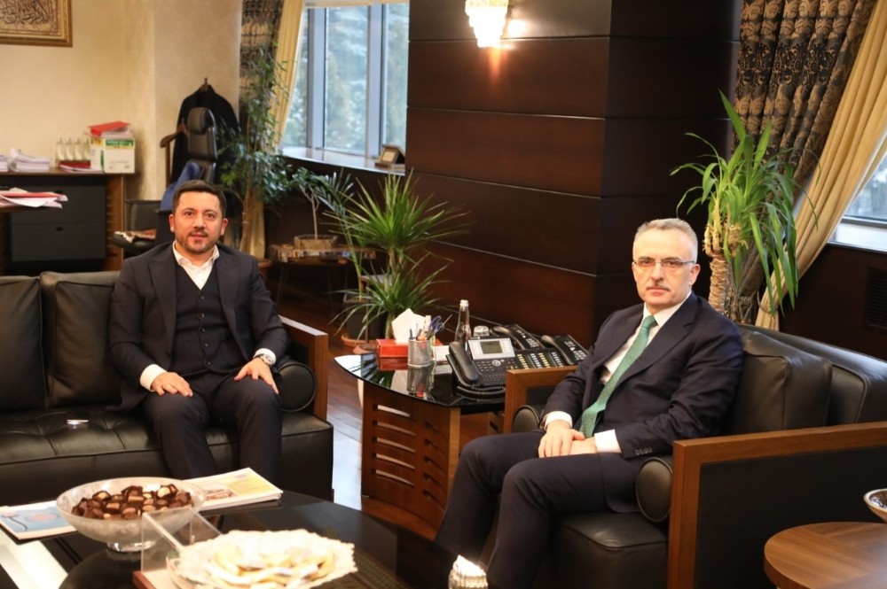 Başkan Arı, Ankara’da temaslarda bulundu 