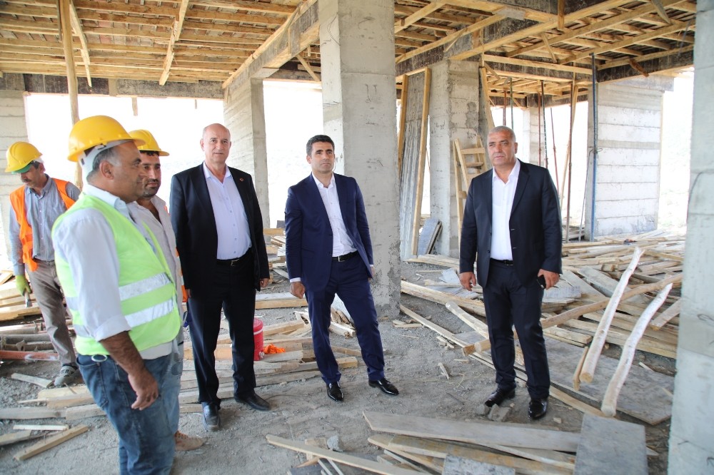 Başkan Arıkan, Sosyal Yaşam Merkezini inceledi 