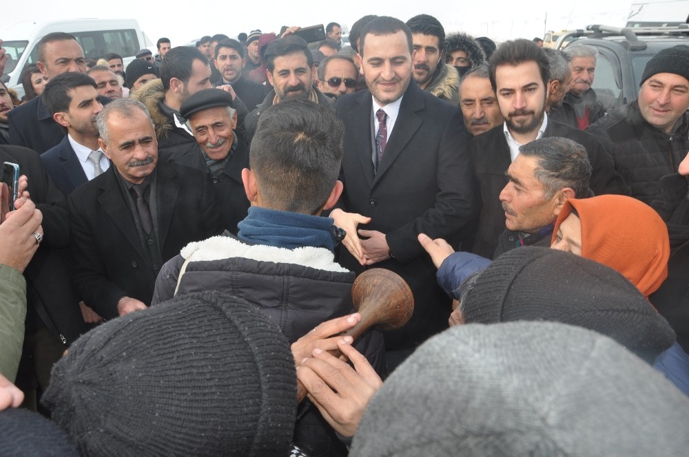Başkan Arslan’a coşkulu karşılama 