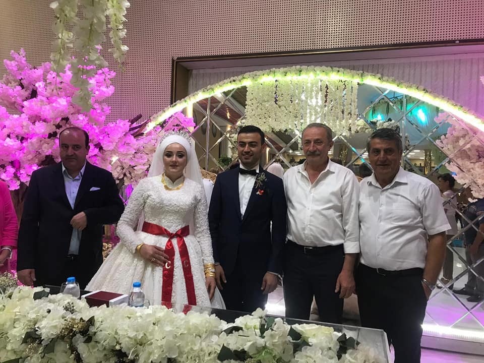 Başkan Atabay ve İmamoğlu Batman’da nikaha katıldı 