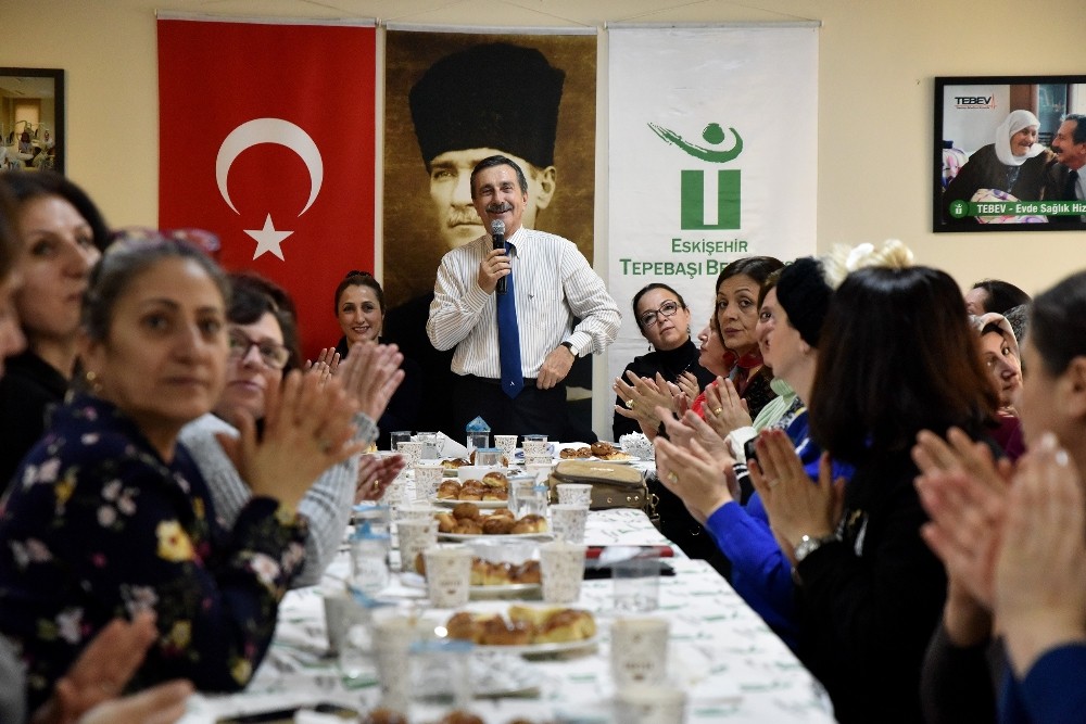 Başkan Ataç, bilgilendirme toplantısında çok sayıda kadınla buluştu 