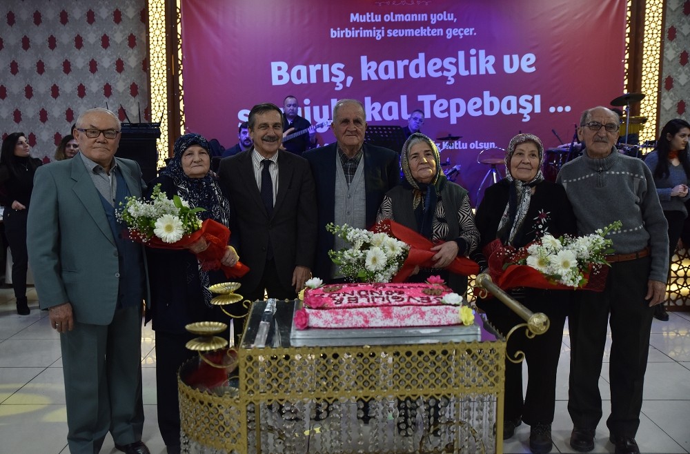 Başkan Ataç deneyimli çiftleri kutladı 