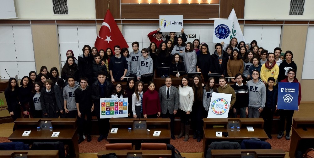 Başkan Ataç öğrencilere Remourban’ı anlattı 