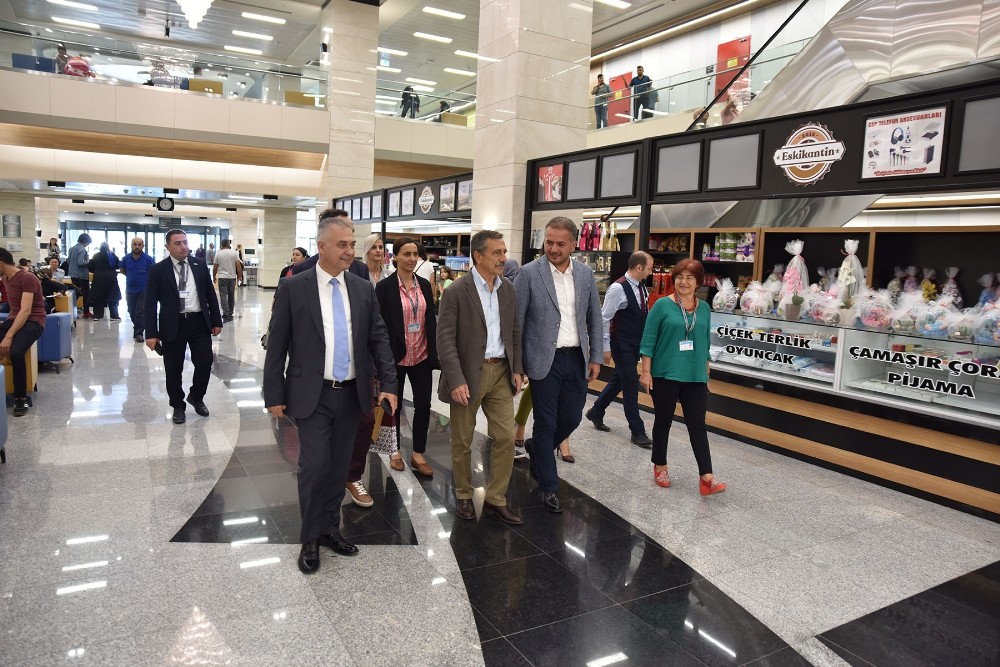 Başkan Ataç Şehir Hastanesi’ni ziyaret etti 