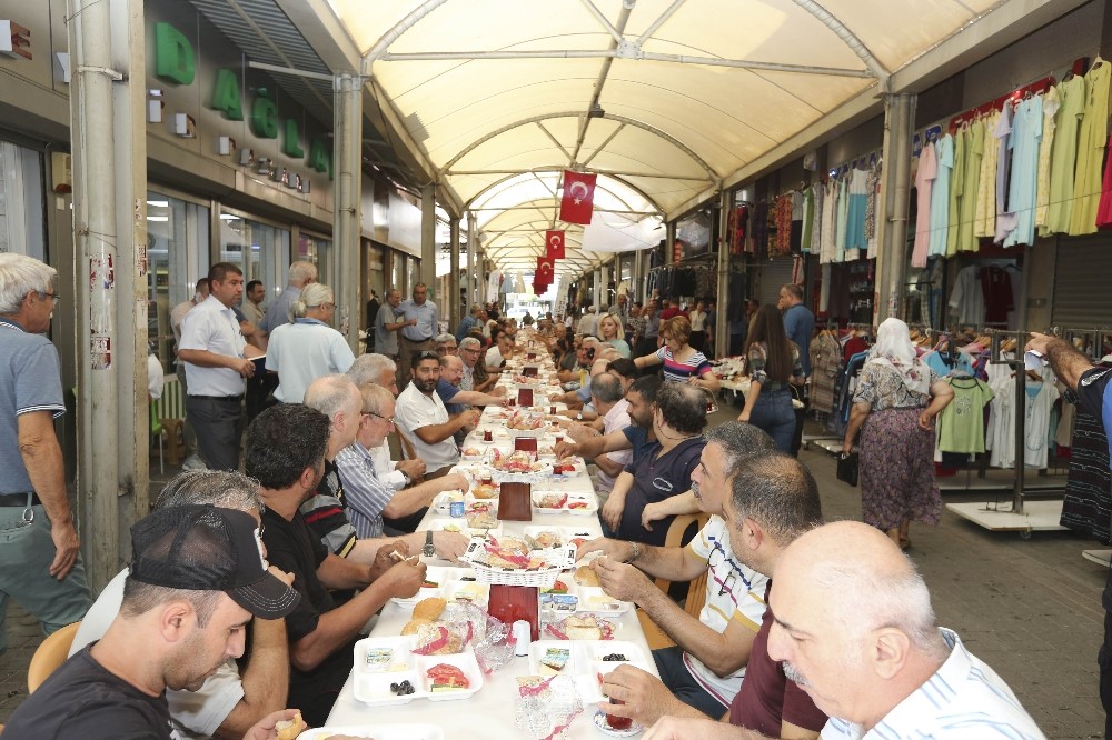Başkan Atay esnaf buluşmalarını sürdürüyor 