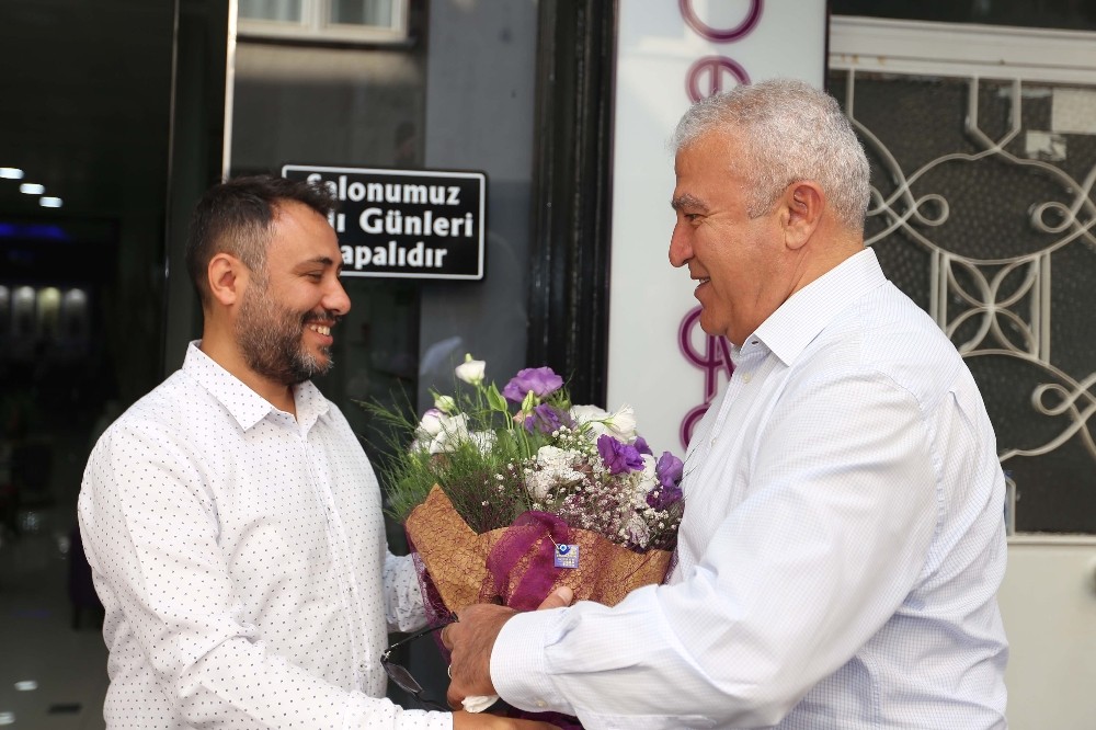 Başkan Atay, Güzelhisar esnafıyla kahvaltıda buluştu 