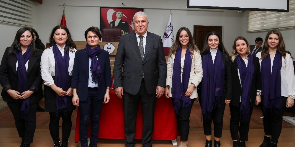 Başkan Atay’dan personeline yeni yıl hediyesi 