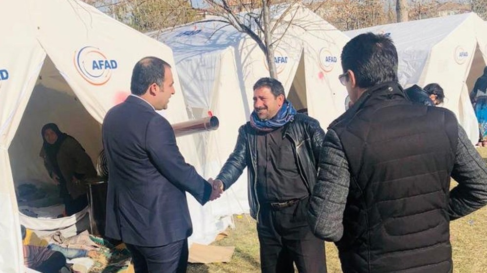 Başkan Ateş deprem bölgesinde 