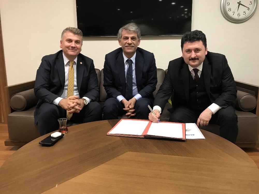 Başkan Avcı, “Altıeylül’e dev yatırımlar yapılıyor” 