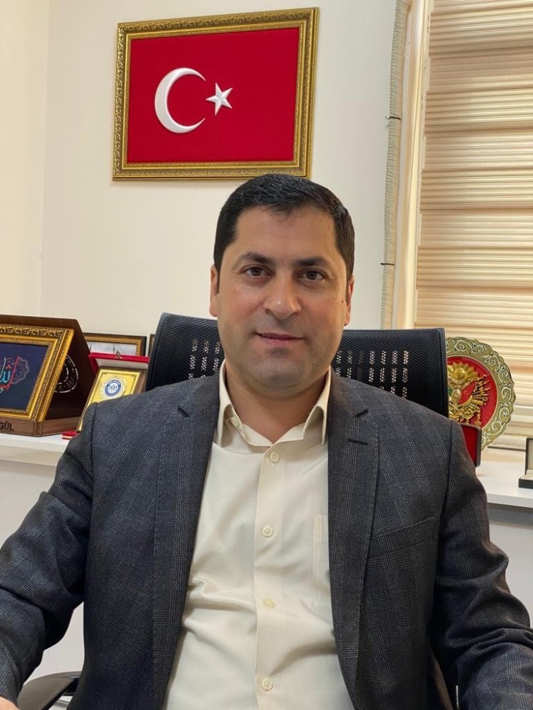Başkan Aygül; Bu bayram sarılamasak ta sevincimizi gönülden gönüle taşıyalım 