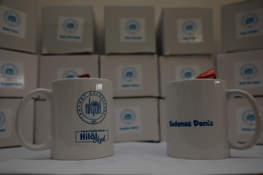 Başkan Ayık’tan LGS’ye katılan öğrencilere sürpriz hediyeler 