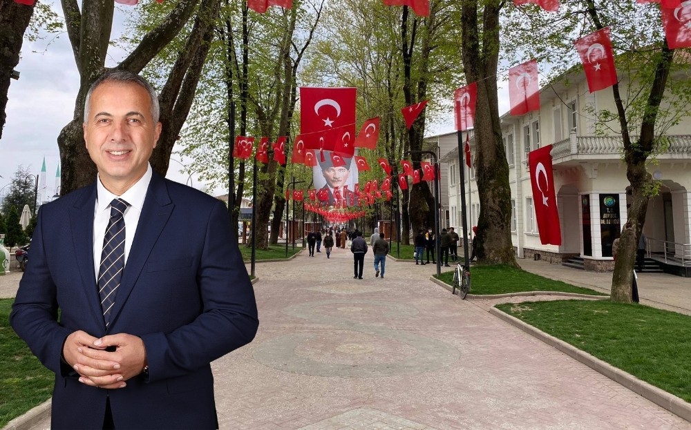Başkan Babaoğlu, Hendek halkını evden 21.00’da İstiklal Marşı okumaya davet etti 