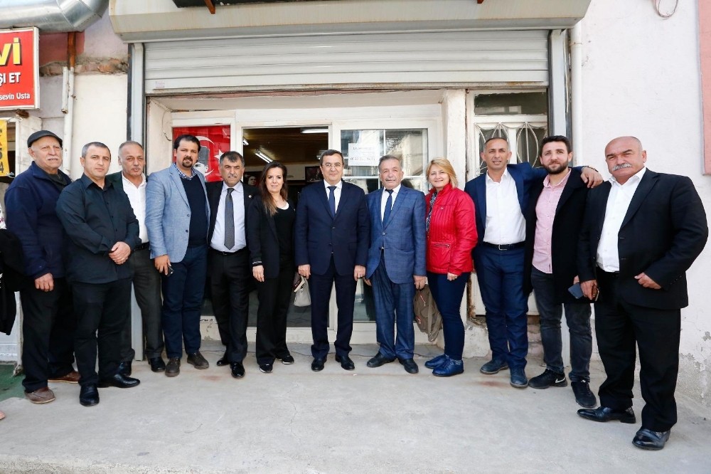 Başkan Batur, teşekkür turlarına başladı 