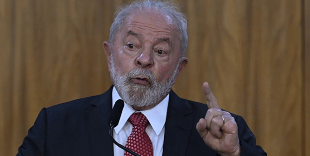 Başkan beyin kanaması geçirdi!