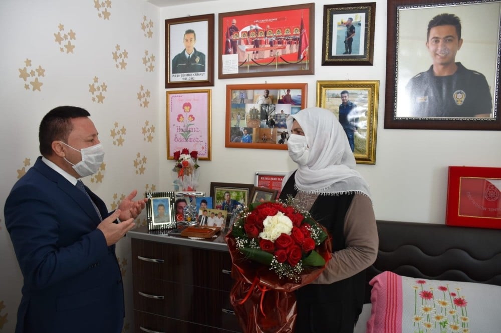 Başkan Beyoğlu’ndan Anneler Gününde şehit annelerine anlamlı ziyaret 