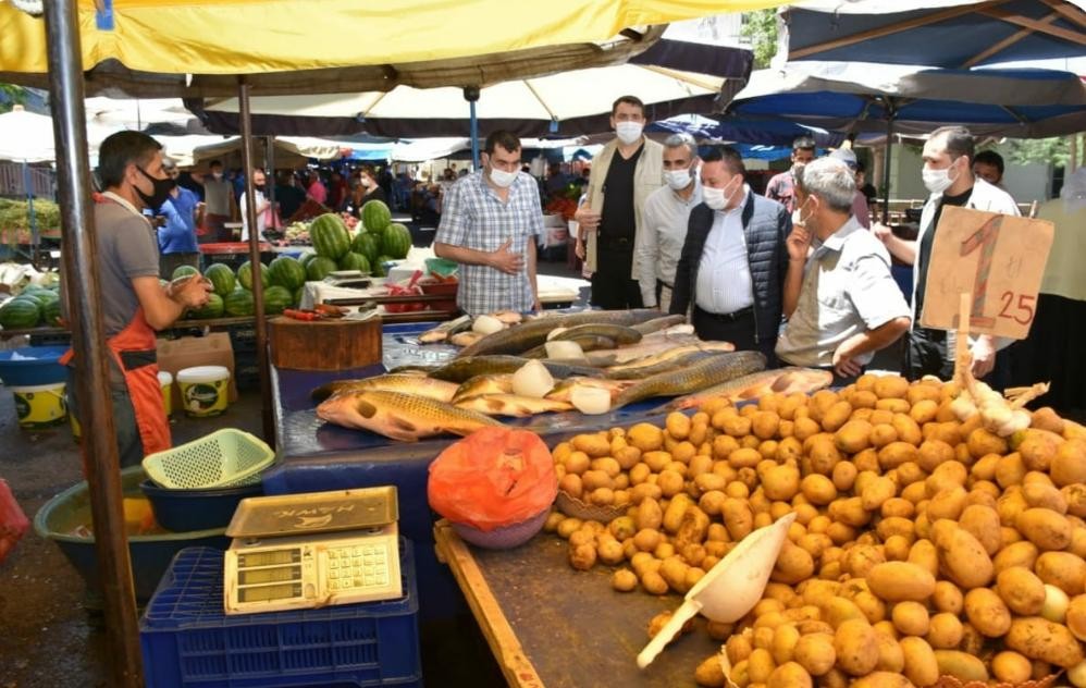 Başkan Beyoğlu’ndan esnafa korona virüs uyarısı 