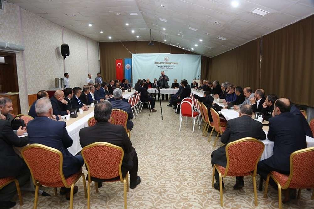 Başkan Bilgin sorunların çözümü için muhtarlarla bir araya geldi 