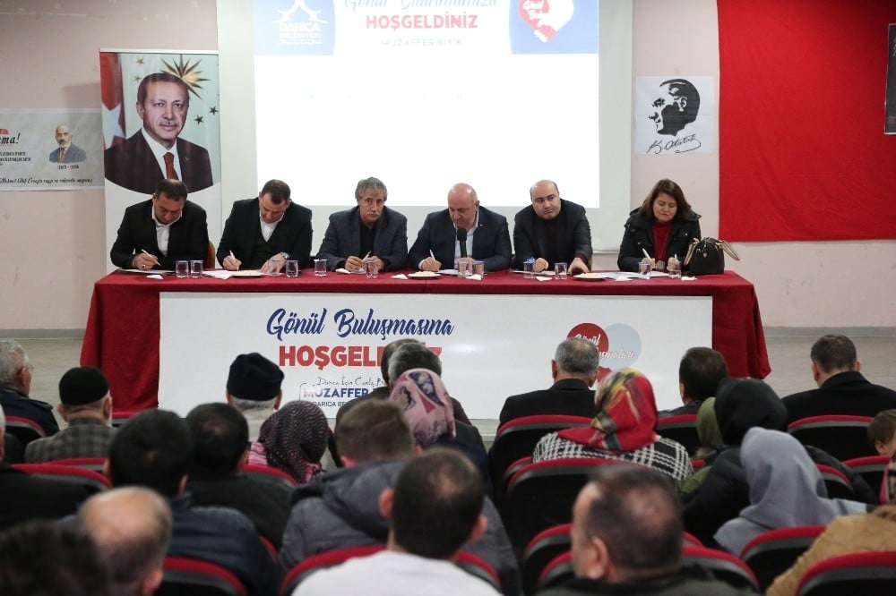 Başkan Bıyık, Bayramoğlu’nda vatandaşları dinledi 