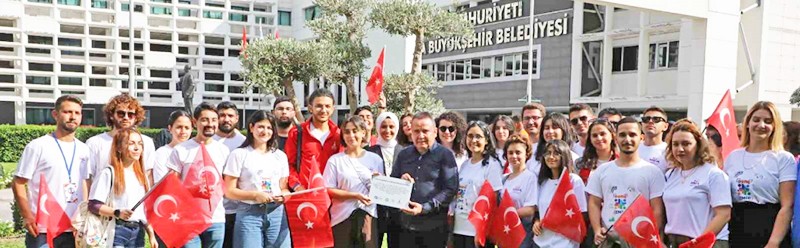 Başkan Böcek’ten, İsrail’in Gazze katliamına manidar kınama: İsrail söküyor, Böcek dikiyor