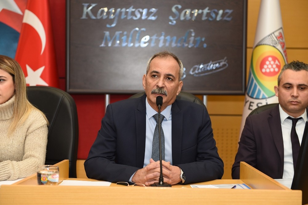 Başkan Bozdoğan: “Tarsus’ta yaşayanlardan başka hiç kimsenin Tarsus’a faydası olmaz” 