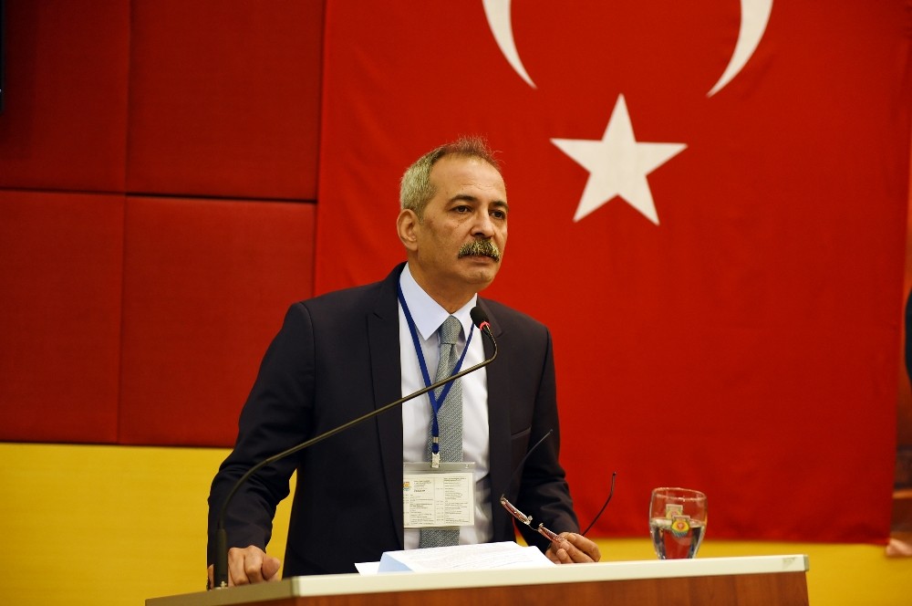 Başkan Bozdoğan’dan ‘Evlerinizi, iş yerlerinizi bayraklarla donatın’ çağrısı 