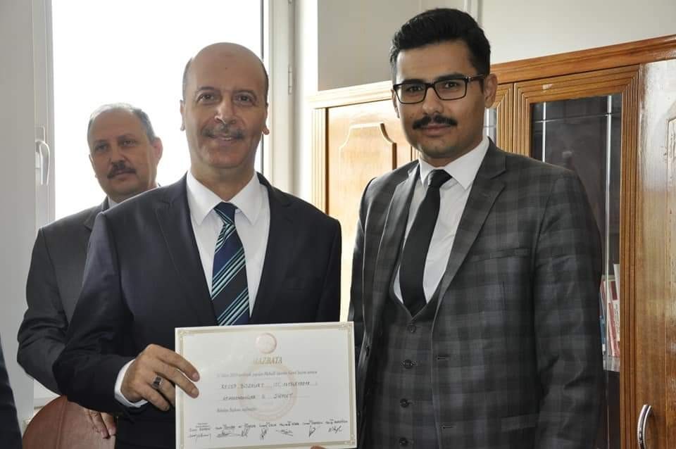 Başkan Bozkurt mazbatasını aldı 