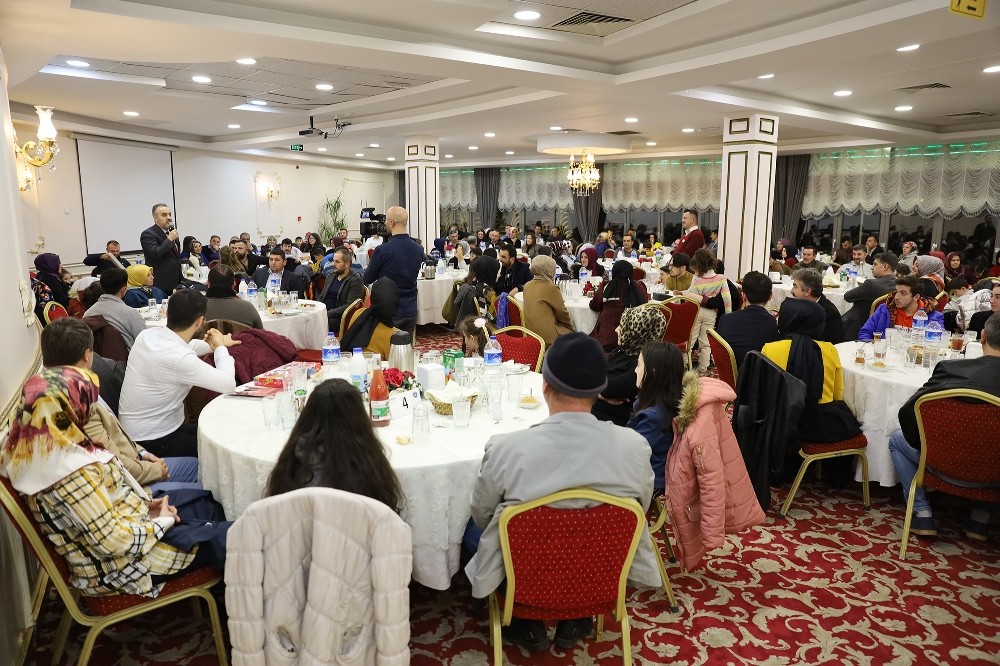 Başkan Bursa’yı ulaştıran ekiple buluştu 