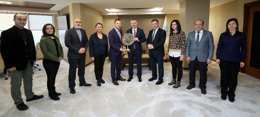 Başkan Büyükakın, ‘’Sevdamız Kocaeli diyerek çalışıyoruz’’ 
