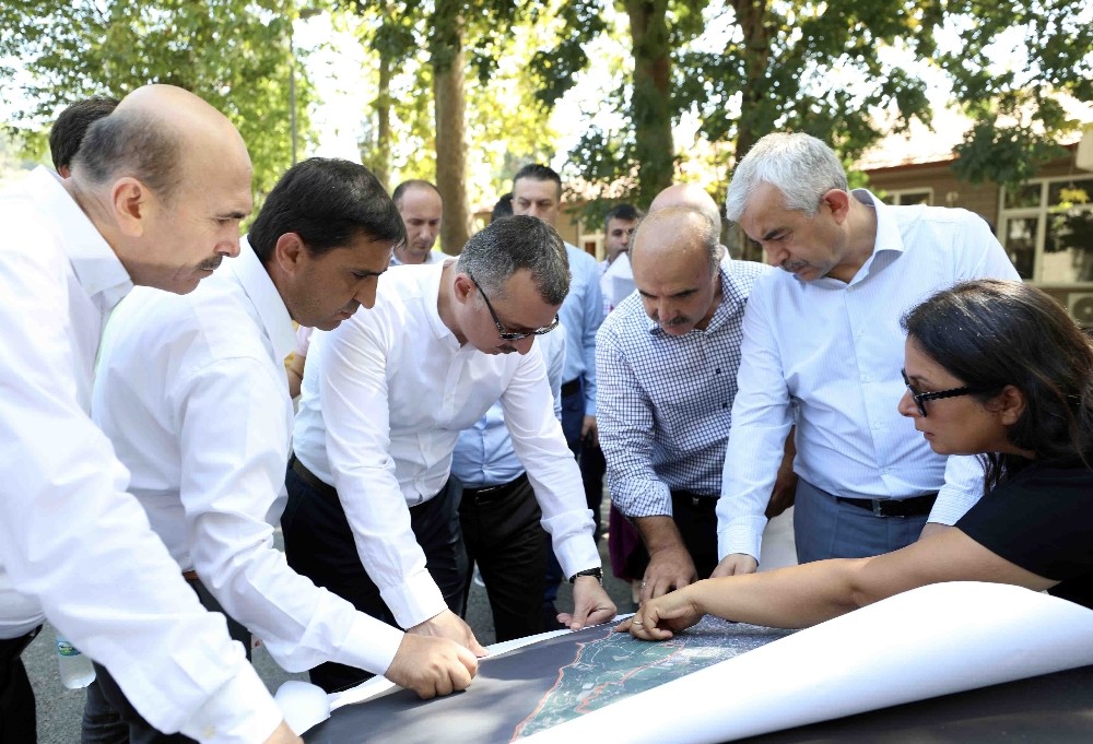 Başkan Büyükakın’dan Darıca’ya çıkarma 