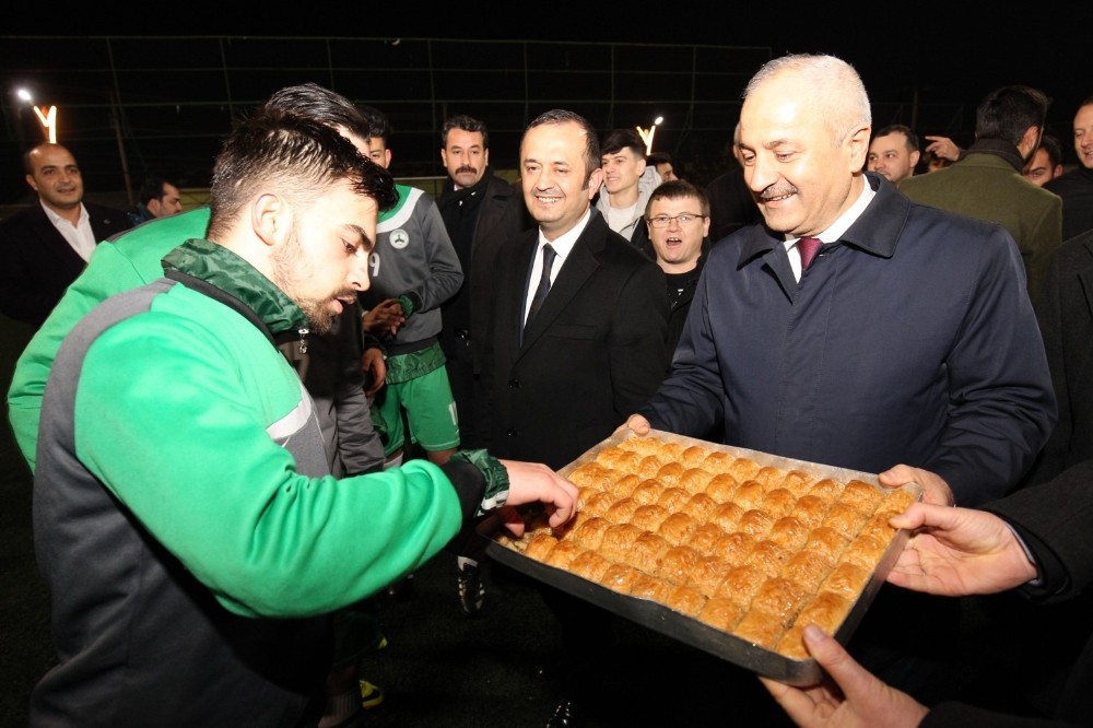 Başkan Büyükgöz antremana katıldı 