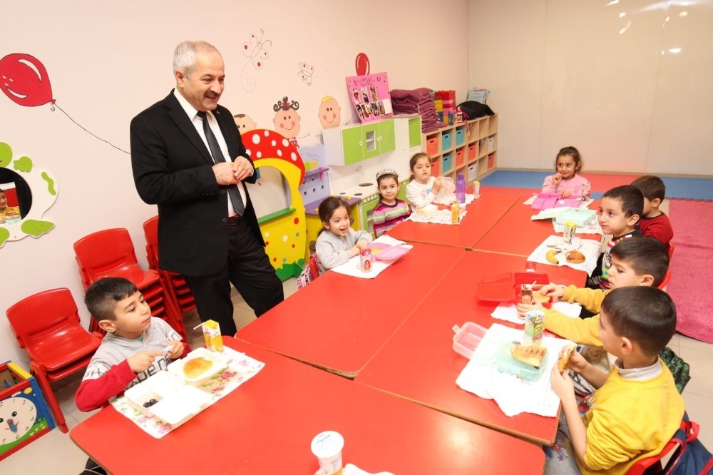 Başkan Büyükgöz Arapçeşme Bilim Sanat’ta 